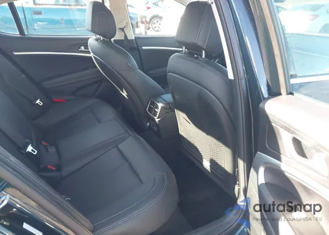 2025 Genesis G70 2.5T Rwd из США, поврежденный, VIN KMTG34SC4SU156317